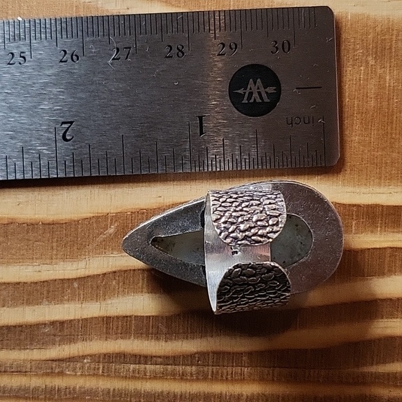 Beautiful Adjustable Rainbow Moonstone Ring - Picture 6 of 8